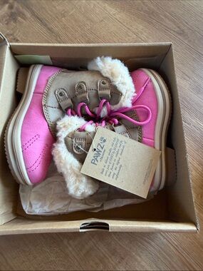 NWT Bearpaw PAWZ Everly Pink and Tan Fleece-Trim Toddler Lace-Up Boots
